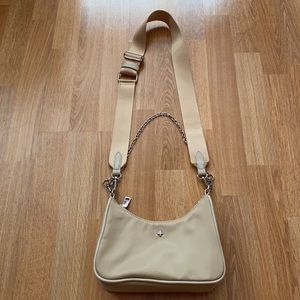 Nylon crossbody bag w/ removable chain